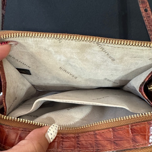 Brahmin ‘Jules’ Rich Brown Croc-Embossed Crossbody Bag - Picture 8 of 10